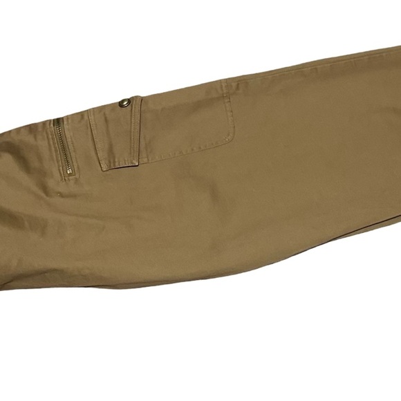 Michael Kors Tan Cropped Cargo Pants - Picture 4 of 5